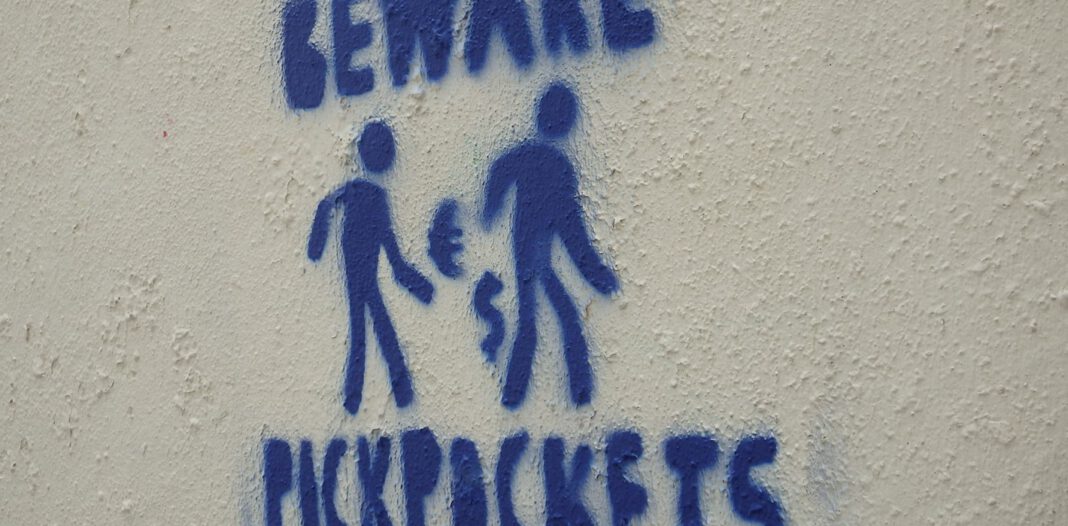 Aktion am 26. November in Koblenz erklärt Maschen von Taschendieben und gibt Verhaltenstipps