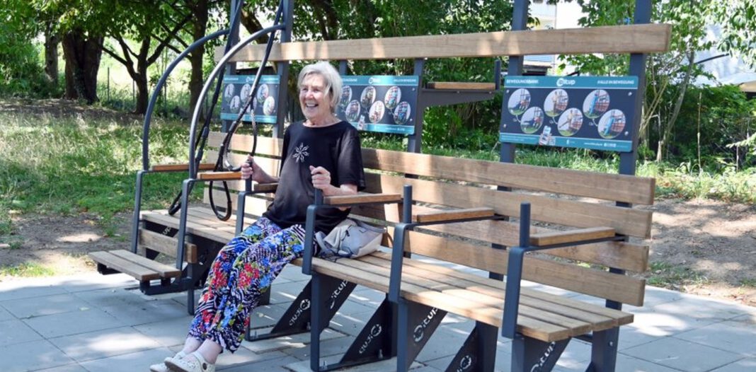 Güls und Moselweiß bekommen multifunktionale Fitnessbänke für den öffentlichen Raum Güls und Moselweiß bekommen multifunktionale Fitnessbänke für den öffentlichen Raum