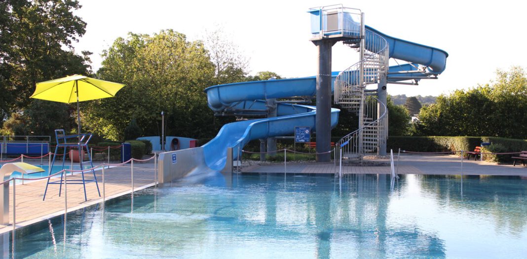 Lahnsteiner Freibad für einen Tag wegen Wartungsarbeiten geschlossen Lahnsteiner Freibad für einen Tag wegen Wartungsarbeiten geschlossen